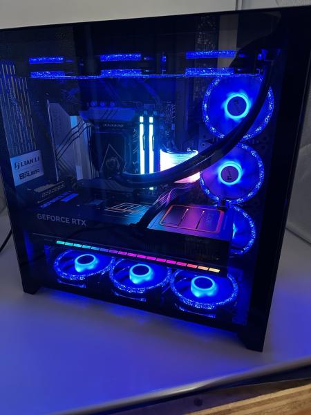 Neuer High-End Gaming PC mit Intel Core i9-14900KF , Nvidia GeForce RTX 5080 16GB Ram , Lian Li O11 Dynamic Gehäuse , MSI 360mm Wasserkühlung, 32GB RGB Ram , Windows 11 Professional , 2 Jahre Garantie